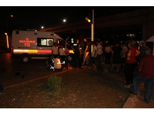 Otomobil Engelli Motosikletine Çarptı: 1 Ölü 1 Yaralı