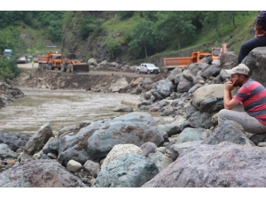 Selde Kaybolanları Bulmak İçin O Bölgeye Yoğunlaştılar