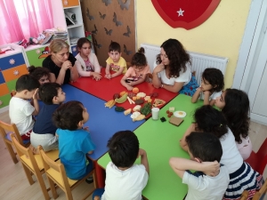 Çiğli’deki Anaokullarına Diyetisyen Desteği