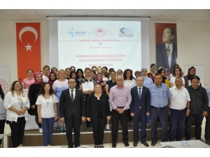 Girişimcilik Eğitimi Alan 75 Kadın Çiftçiye Katılım Belgeleri Verildi