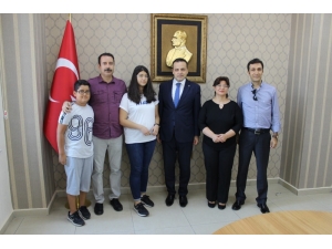 Kaymakam Demirtaş Lgs Birincilerini Ağırladı