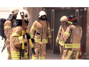 Yanan Evde Mahsur Kalan 2’si Bebek 4 Kişi Kurtarıldı