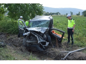 Tokat’ta İki Araç Kafa Kafaya Çarpıştı: 1 Ölü, 3 Yaralı