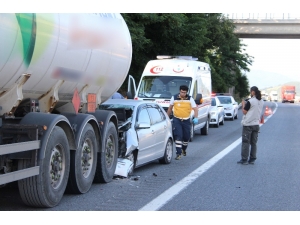 Tem Otoyolu’nda Feci Kaza: 1 Ölü, 1 Yaralı
