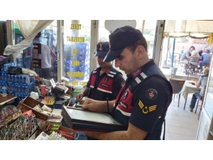 Jandarma 143 Litre Sahte Alkol Ele Geçirdi