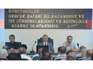 Yıl Sonu Okul Müdürleri Toplantısı Yapıldı