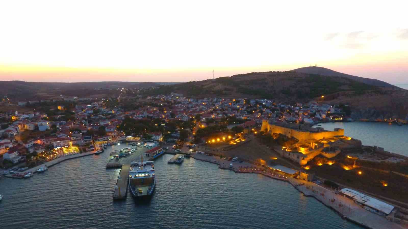 bozcaada-ya-yazin-o-araclarin-gecisleri-yasaklandi