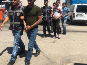 Göçmen Sağlığı Merkezlerinden Hırsızlık Yapan 3 Şüpheli Adliyede