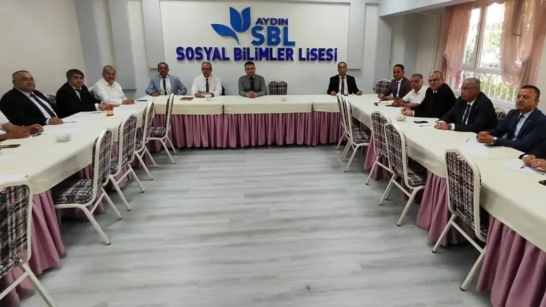 aydin-da-ilce-milli-egitim-mudurleri-bir-araya-geldi