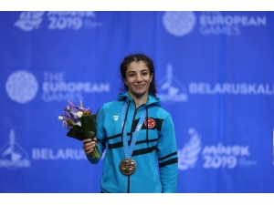 Avrupa Oyunları’nda Evin Demirhan’dan Bronz Madalya