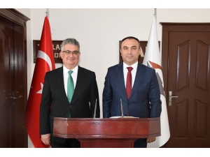 Val Soytürk’den Mevkidaşı Adıyaman Valisi Pekmez’e Ziyaret