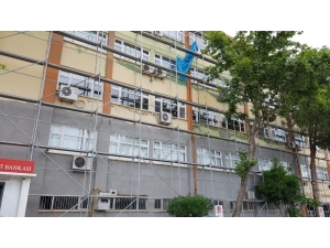 Kaymakamlıktan Düşen İşçi Hayatını Kaybetti