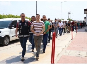 Fetö’den Gözaltına Alınan 20 Kişi Adliyeye Sevk Edildi