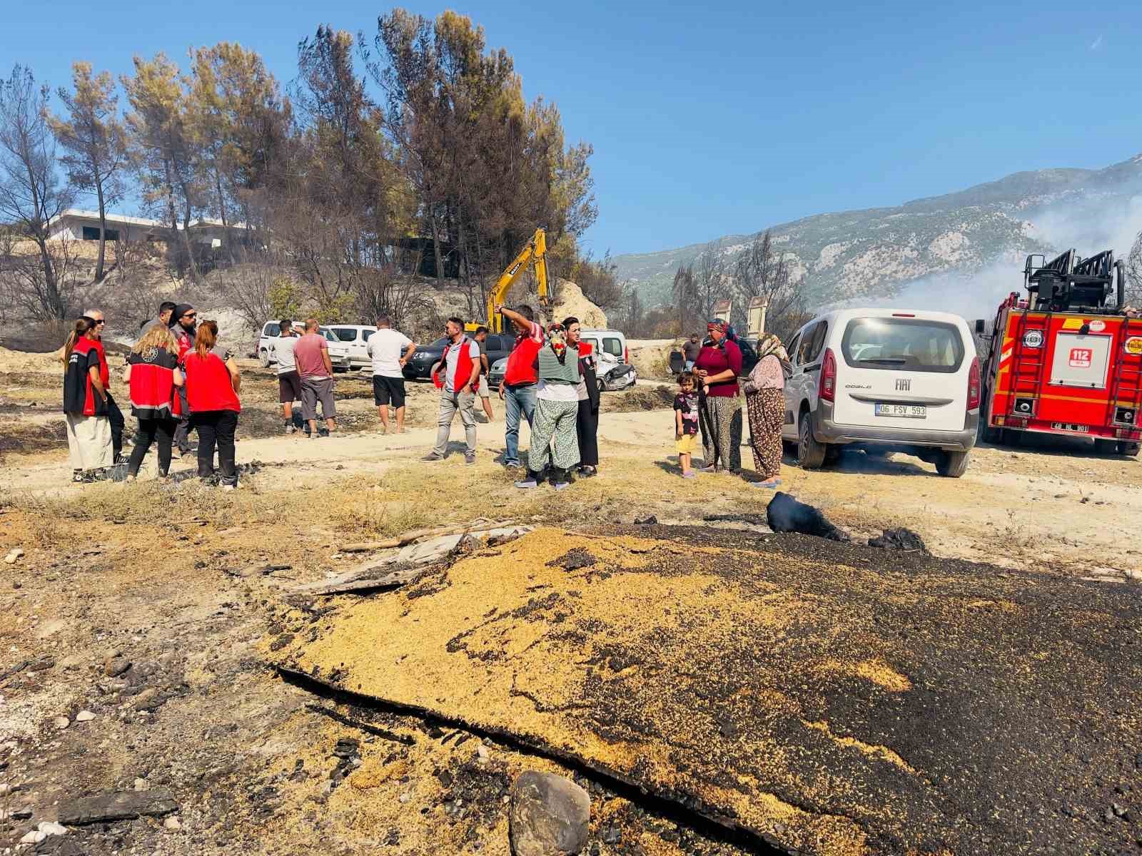 seydikemer-de-yangindan-etkilenen-ureticiler-yalniz-birakilmiyor