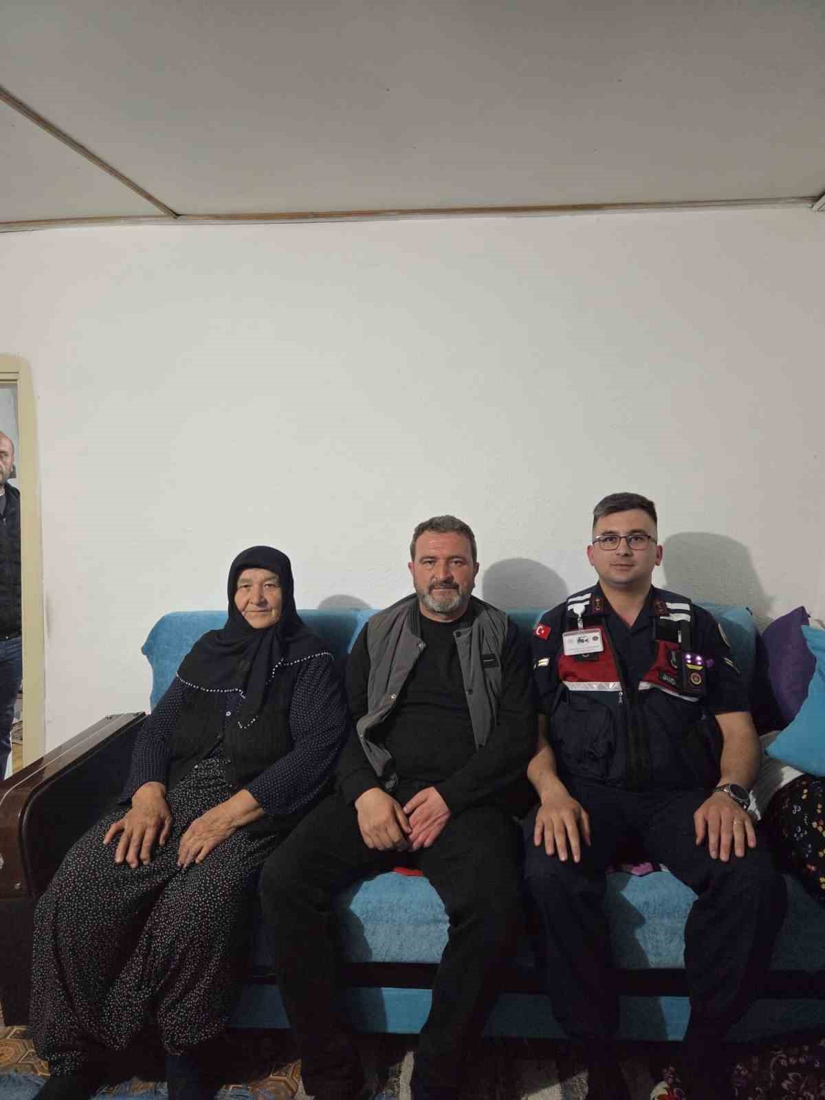 jandarma-ekiplerinden-gaziye-anlamli-ziyaret