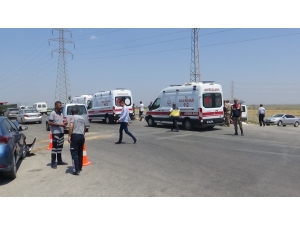 Hatay’da Minibüs İle Otomobil Çarpıştı: 6 Yaralı