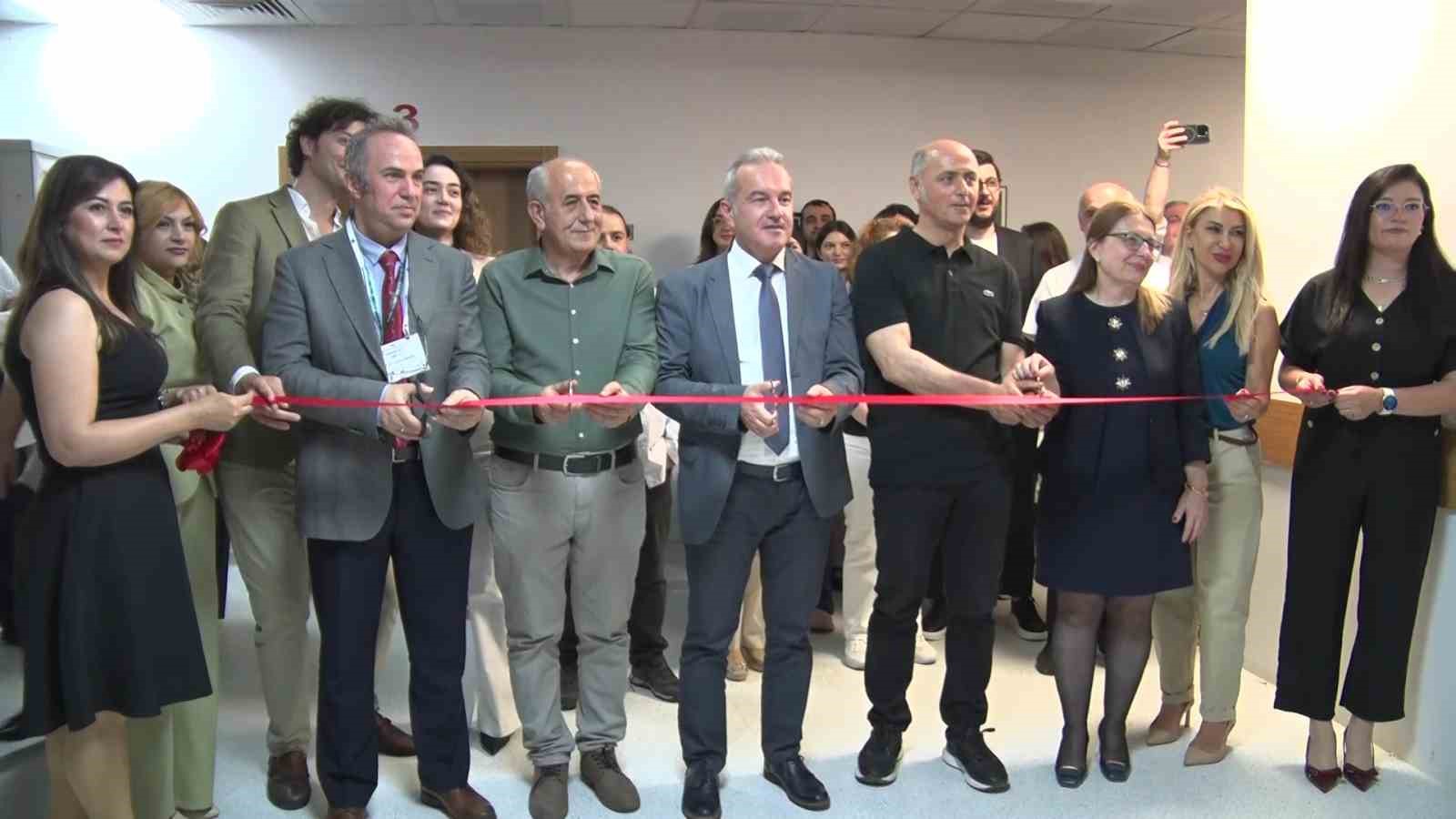 kanser-tedavisinde-yeni-nesil-teknoloji-bursa-da-hizmete-alindi