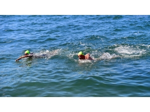 2. Büyükçekmece Körfez Açık Su Yarışları, Gürpınar’da Yapıldı