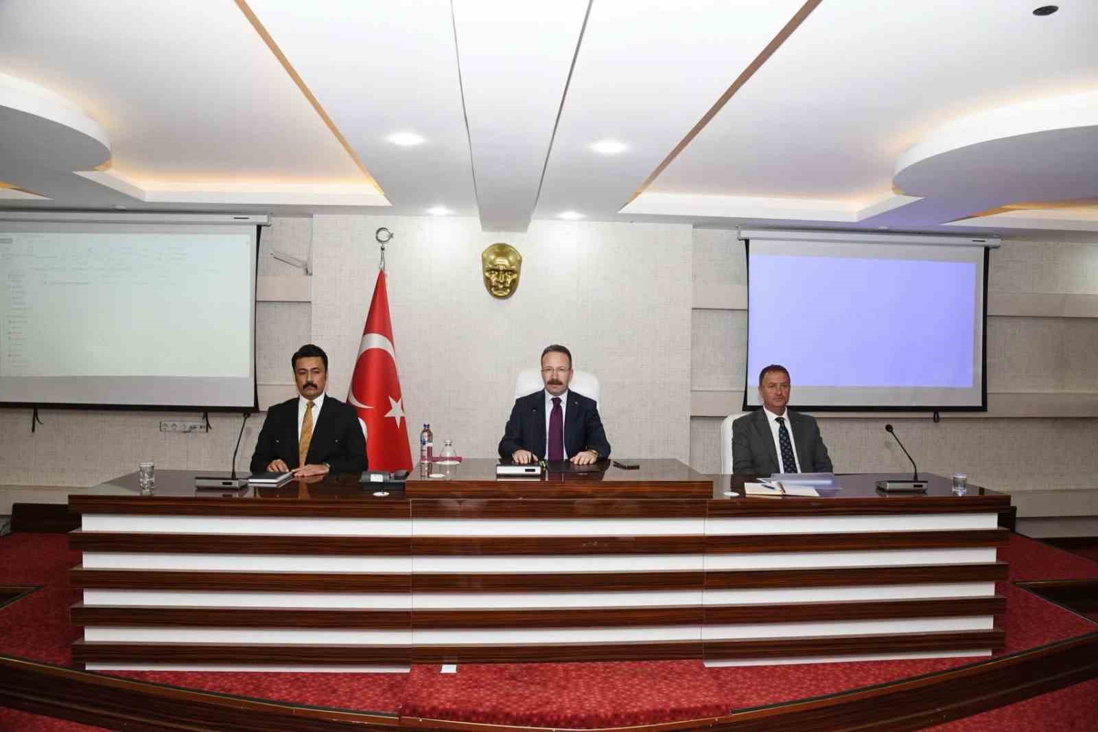 ardahan-da-2026-2027-egitim-ogretim-yili-okul-guvenligi-toplantisi-yapildi