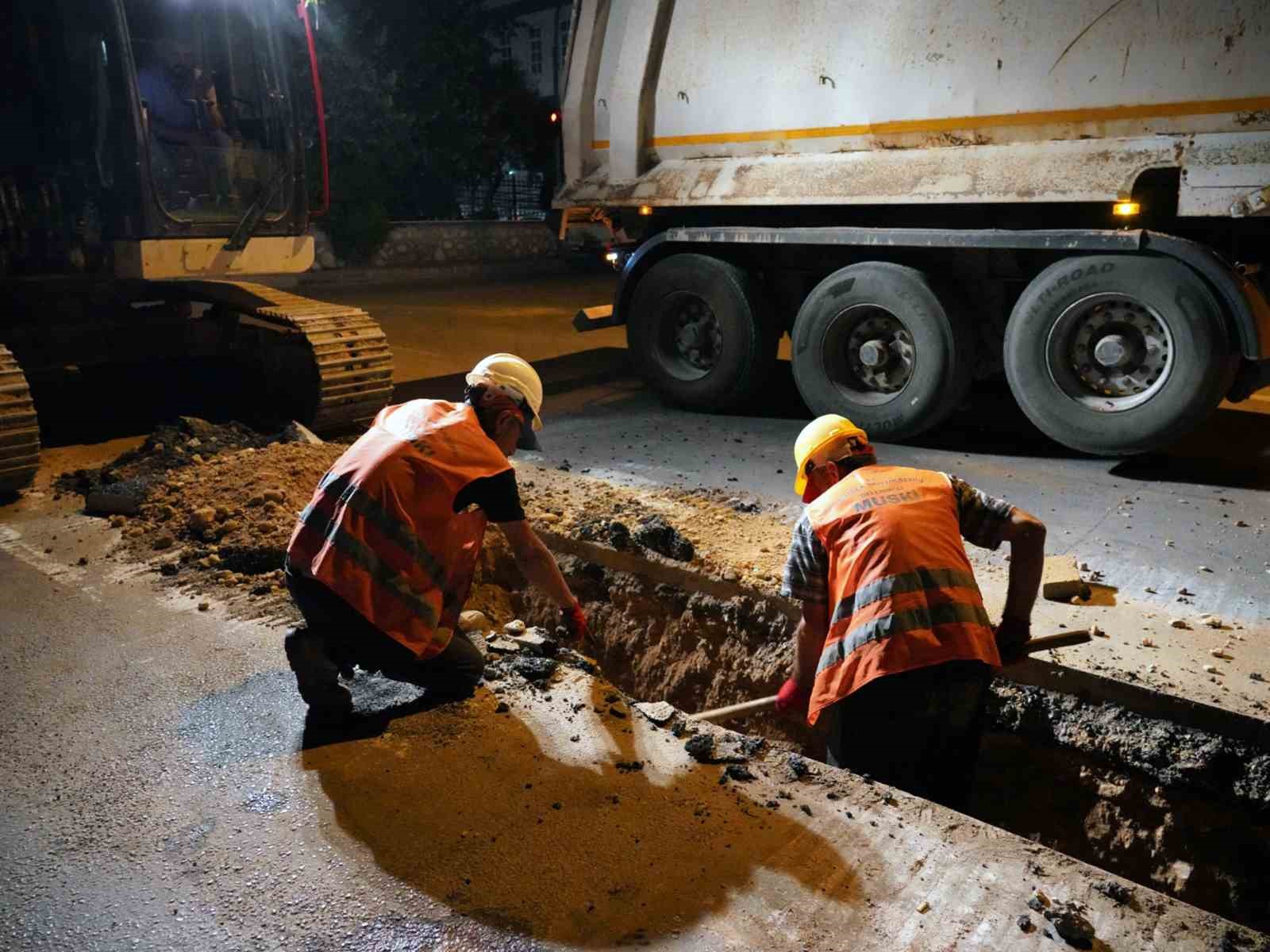 muski-ekiplerinden-gece-mesaisi