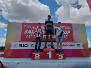 Kayserili Bisikletçiler 2 Altın, 2 Gümüş Madalya İle Döndü