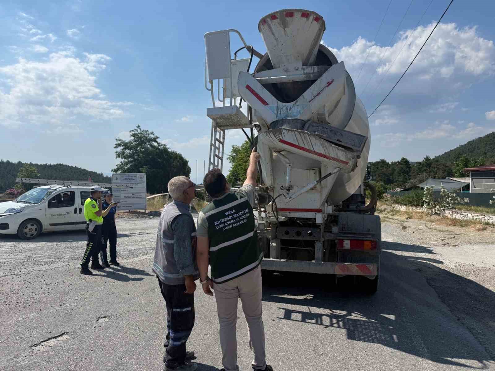 turizm-merkezlerinde-beton-mikserlere-siki-takip