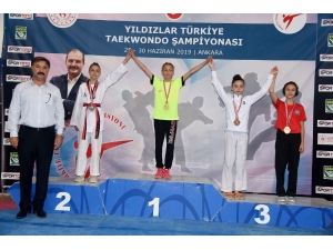 Büyükşehirli Yıldızlar Millî Takımda