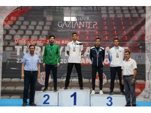 Büyükşehir’in Şampiyona Başarısı