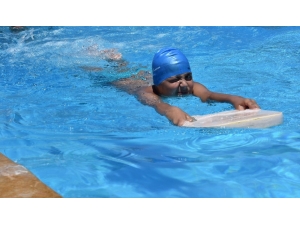 Nazilli’de Yüzme Kursları Başladı