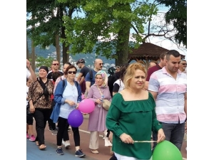 Obeziteye Karşı Yürüdüler