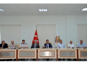 Vali Şentürk, Kaymakamlar Ve İl İdare Şube Başkanlarıyla Buluştu