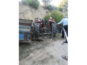 Kullandığı Traktörün Altında Kalarak Can Verdi