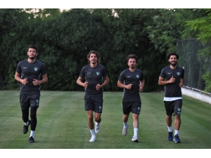 Denizlispor İlk Antrenmanını Yaptı