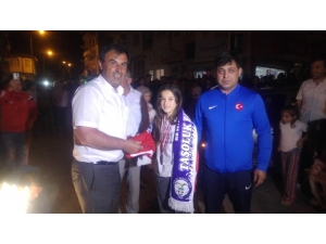 Avrupa 3.’sü Eda Nur Ersoy’a Memleketinde Coşkulu Karşılama