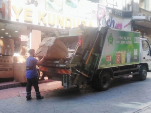 İzmit’te Ayda 600 Ton Kağıt Toplanıyor