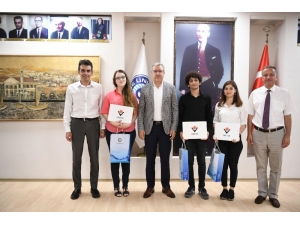 Tübitak Ödüllerine Ege Üniversitesi Damgası