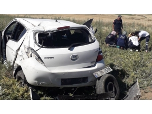 Trafik Kazasında 5 Kişilik Aile Ölümden Döndü