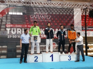 Darıca’lı Karateciler 6 Madalya İle Döndü