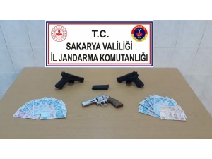Kaputa Gizlenmiş Silah Ele Geçirildi