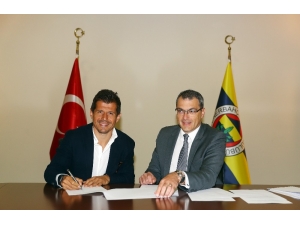 Emre Belözoğlu Resmen Fenerbahçe’de!