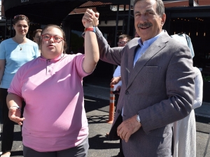 Başkan Ataç Zihinsel Yetersizliği Bulunan Bireylerle Buluştu