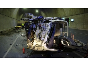 Tünel’de Ters Yöne Giren Kamyon Ortalığı Savaş Alanına Çevirdi: 5 Yaralı