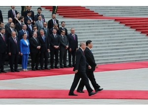 Bakan Akar Çin’e Gitti