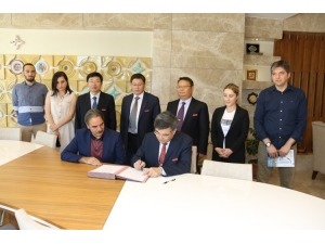 Nevü, Çin Jiangsu Üniversitesi İle İkili İşbirliği Anlaşması İmzaladı