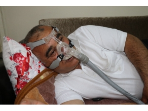 "Uykuda Ölürüm" Korkusu Yüzünden Üç Yıldır Uyuyamıyor