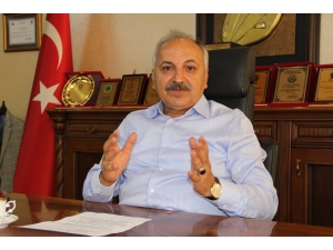 Dinçer’den Belediyelere: “Kent Merkezini Güzelleştirin. Yoksa Hepimiz Birden Batacağız”