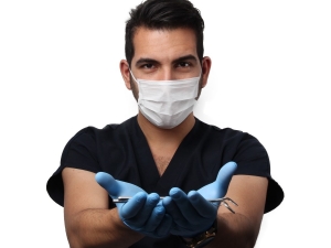 Aralıklı Dişlere Bonding İle Son Veriliyor