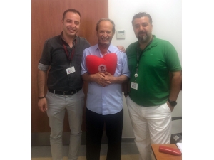 İç Organları Ters Ve Kalbi Sağ Tarafta Olan Hastaya Bypass