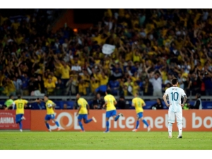 Brezilya, Arjantin’i Devirdi Final Biletini Kaptı