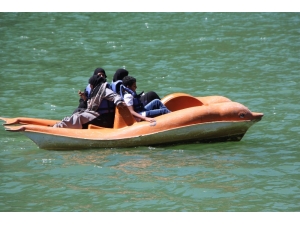 Uzungöl’de Suudi Turistlerin Açığını Onlar Kapattı